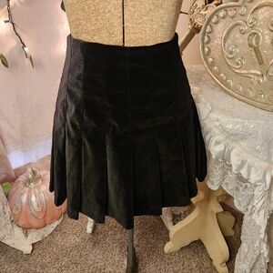 ♡ alice + olivia emilie box pleated skirt ♡